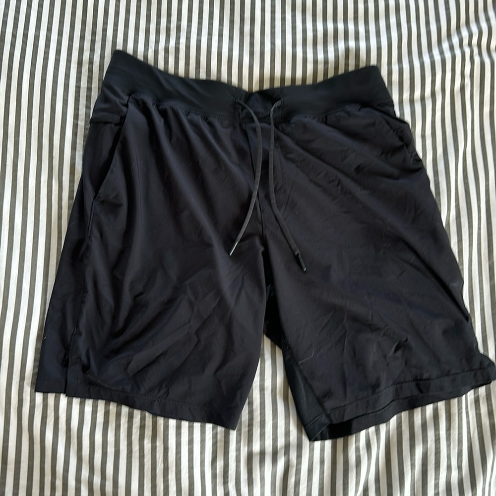 Large Lululemon Short - Men’s